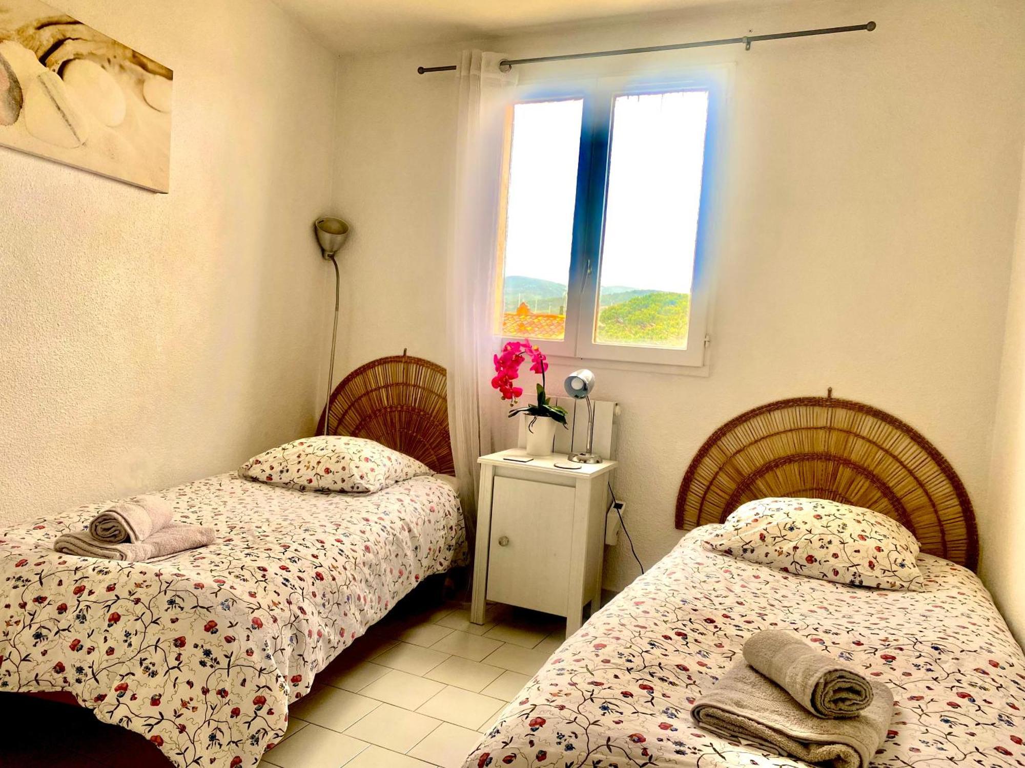2 Bedrooms, 15 Min Walk To Beach, Ac, Pool & Fiber Internet In A Quiet, Private Gated Domain 5Kms To St Tropez Cogolin Extérieur photo